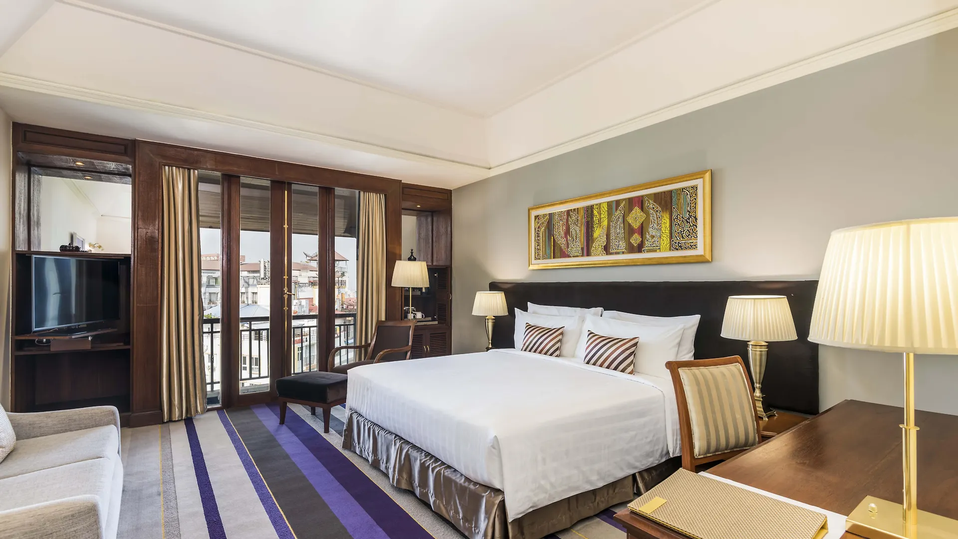 Chatrium Hotel Royal Lake Yangon
